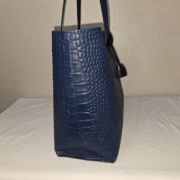 Mark and Graham Everyday Blue Italian Croc Embossed Leather Shoulder Tote Bag - Picture 7 of 13